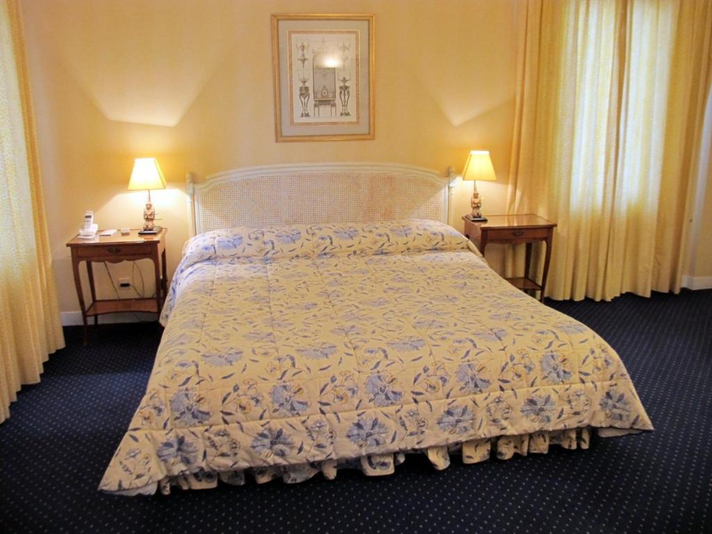 Auberge Des Templiers Boismorand Quarto foto